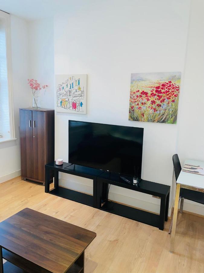 لندن Amazing 2 Bedroom Apartment المظهر الخارجي الصورة